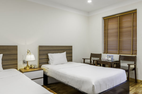 Deluxe Twin Beds Room 5