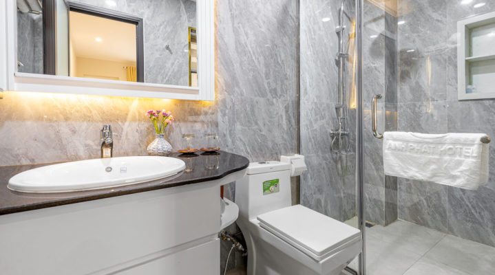 deluxe room bed room 4