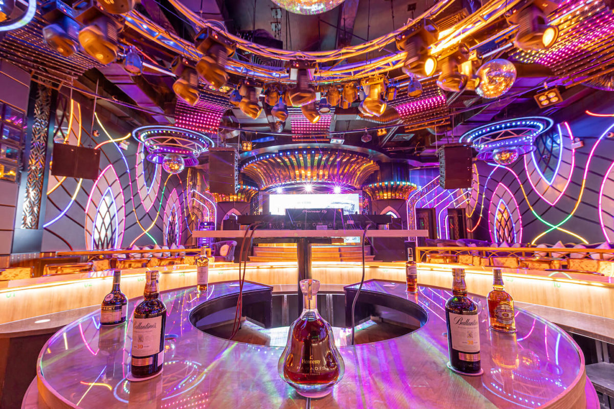 anh phat bar 6