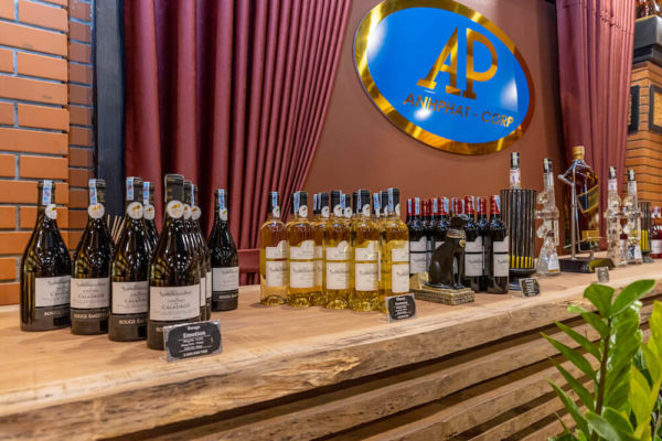 show room ruou anh phat 6