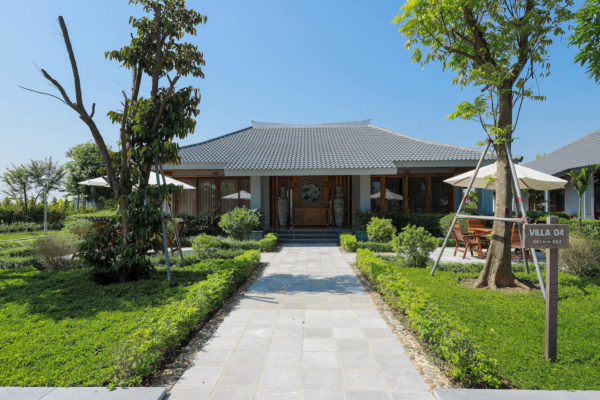 yen trung canh quan 1