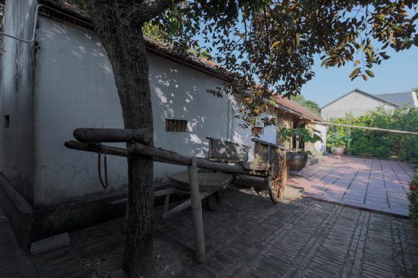 yen trung canh quan 16