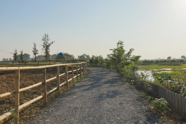 yen trung canh quan 20