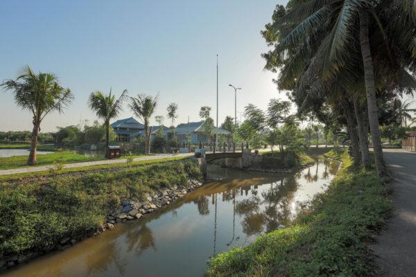 yen trung canh quan 25