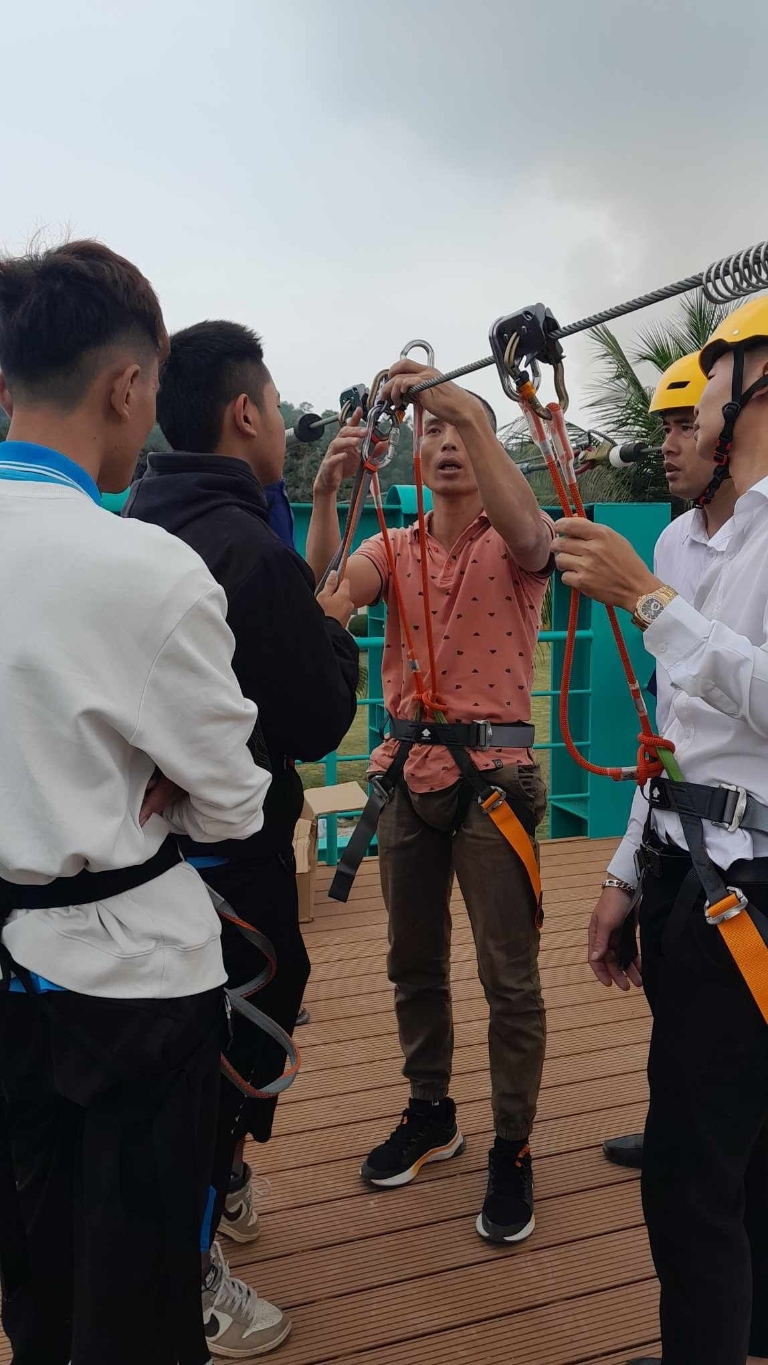 khai truong zipline 6 khai truong zipline 6