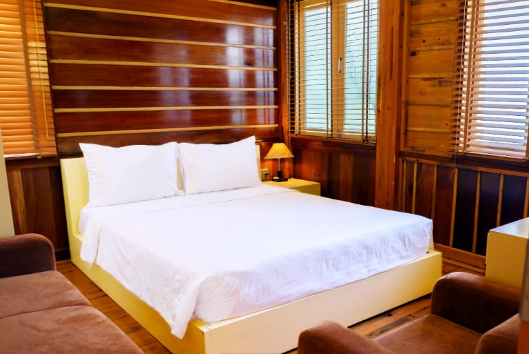 khach san bai dong nghi son 4