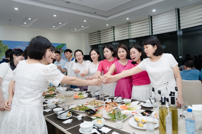 nha hang hai san gan nhat nghi son 7
