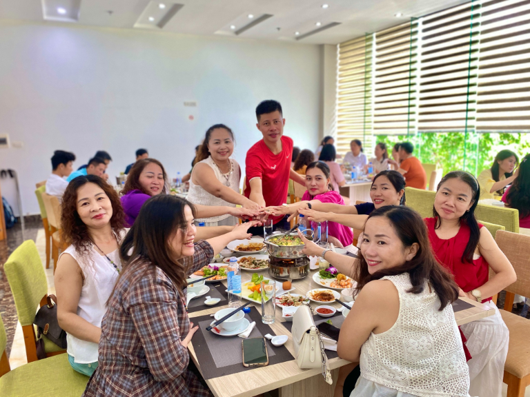 combo tri an thay co 11