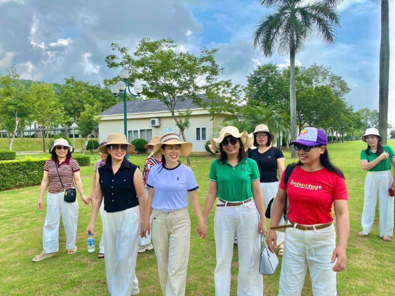 combo tri an thay co 6