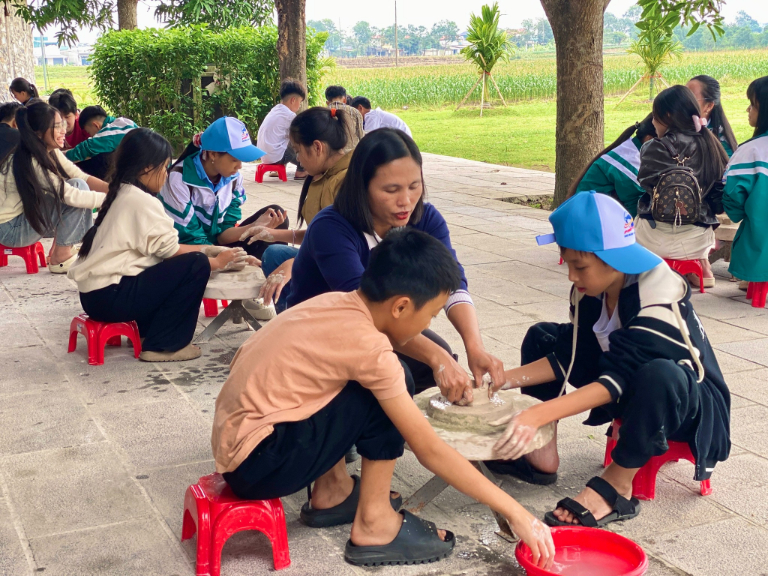 chuong trinh trai nghiem ngoai khoa 14